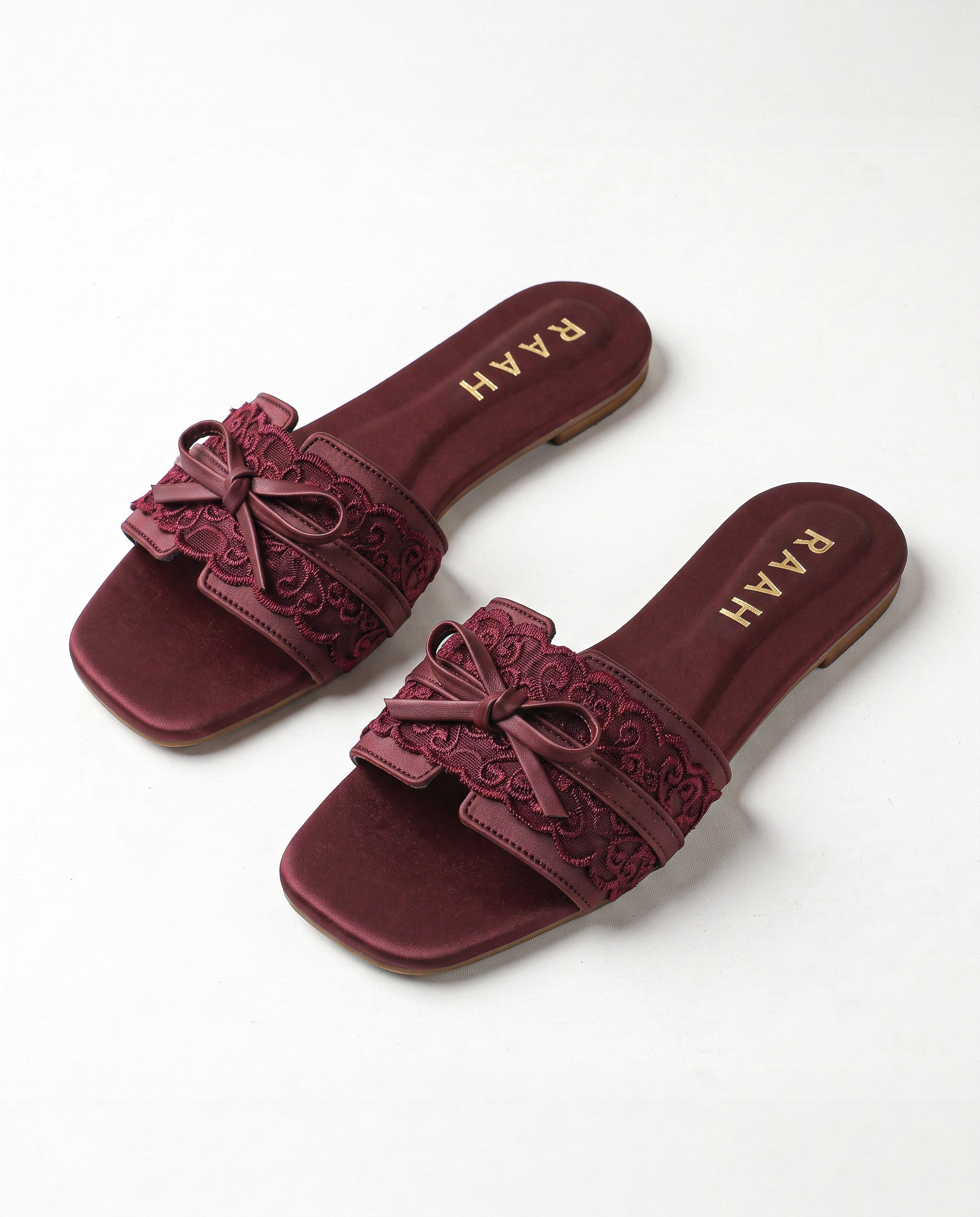 Berry Bow